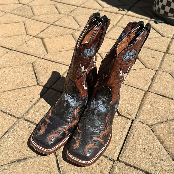 Dan Post Cowgirl Boots - Picture 2 of 5